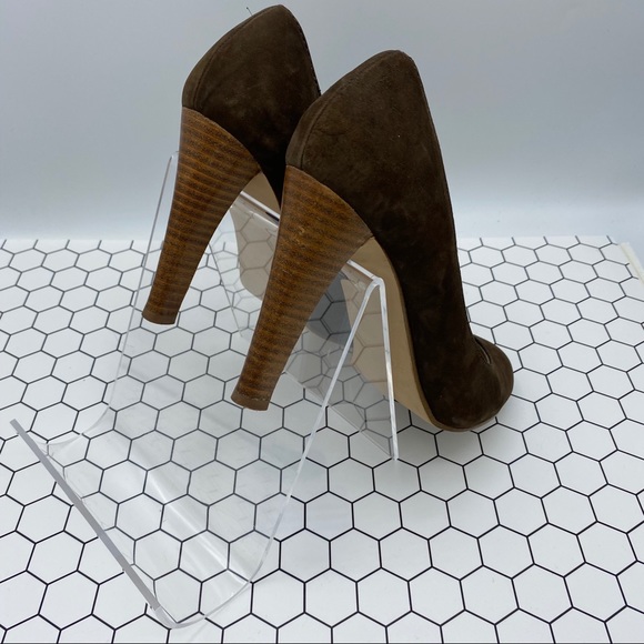 Colin Stuart Suede Round Toe 4” Heels size 7 - Picture 4 of 5